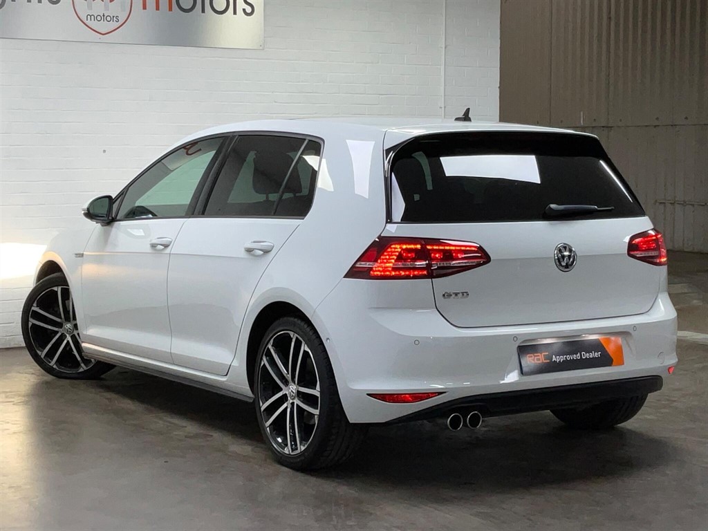 Used Volkswagen Golf 2016 for sale - 76008446: Photo 19