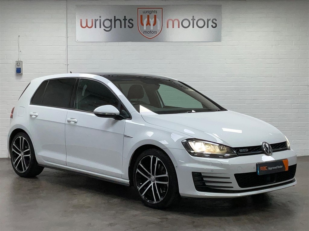 Used Volkswagen Golf 2016 for sale - 76008446: Photo 2