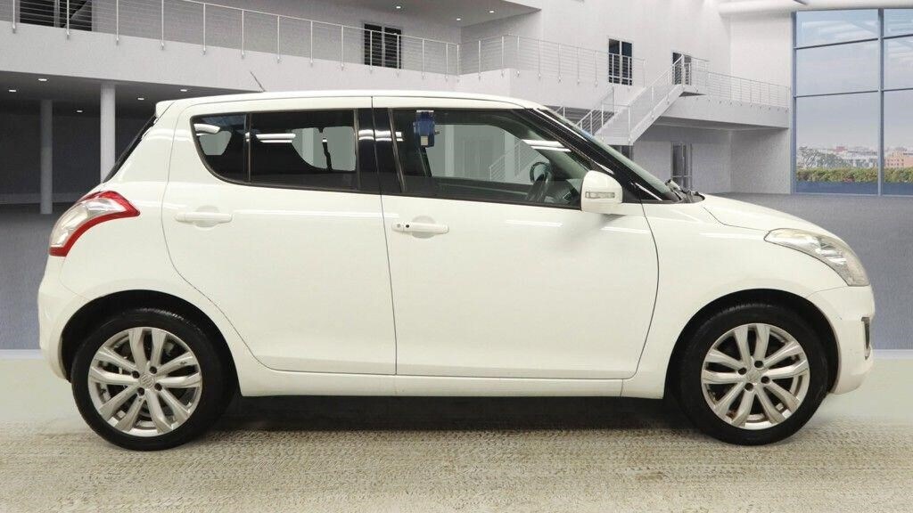 Used Suzuki Swift 2015 for sale - 77563450: Photo 4