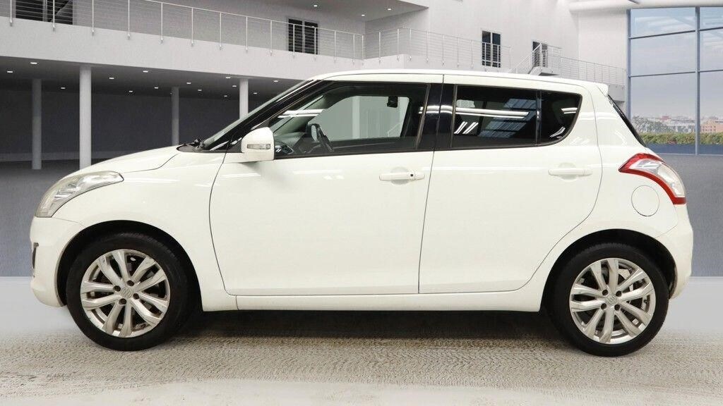 Used Suzuki Swift 2015 for sale - 77563450: Photo 5