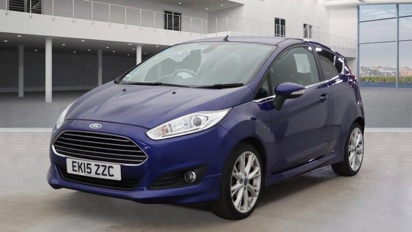 Used Ford Fiesta 2015 for sale - 76008448: Photo 2