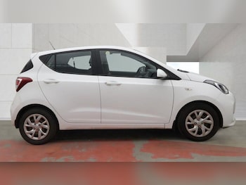 Used Hyundai i10 2017 for sale - 78538062: Photo