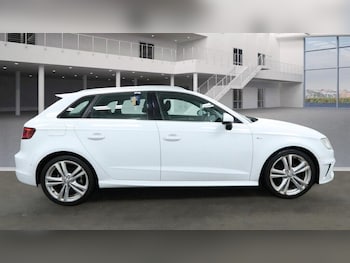 Used Audi A3 2014 for sale - 76971647: Photo