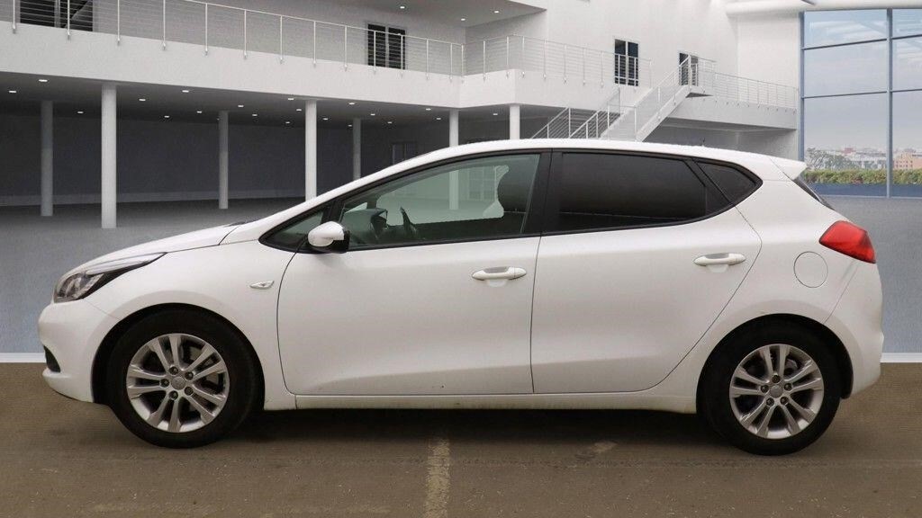 Used Kia Ceed 2014 for sale - 76379607: Photo 5