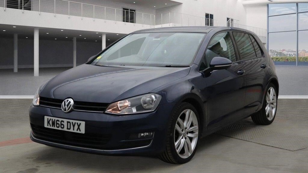 Used Volkswagen Golf 2016 for sale - 77210748: Photo 2