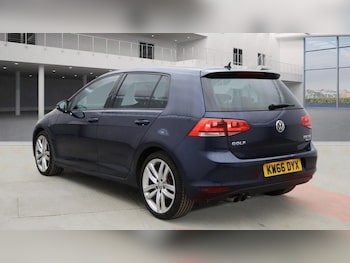 Used Volkswagen Golf 2016 for sale - 77210748: Photo