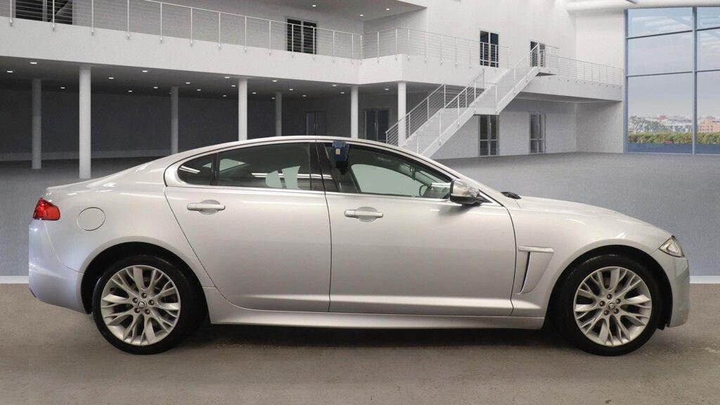 Used Jaguar XF 2013 for sale - 76933385: Photo 4