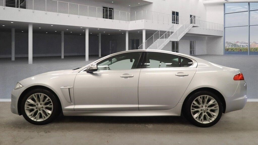 Used Jaguar XF 2013 for sale - 76933385: Photo 5