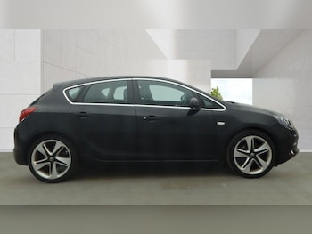 Used Vauxhall Astra 2015 for sale - 79474191: Photo