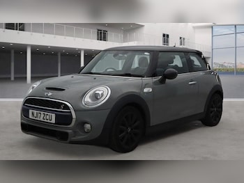Used MINI Hatch 2017 for sale - 75910772: Photo