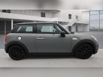 Used MINI Hatch 2017 for sale - 75910772: Photo