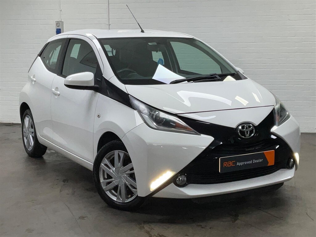Used Toyota AYGO 2014 for sale - 76379606: Photo 2