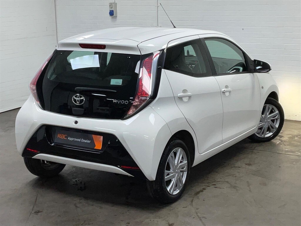 Used Toyota AYGO 2014 for sale - 76379606: Photo 22