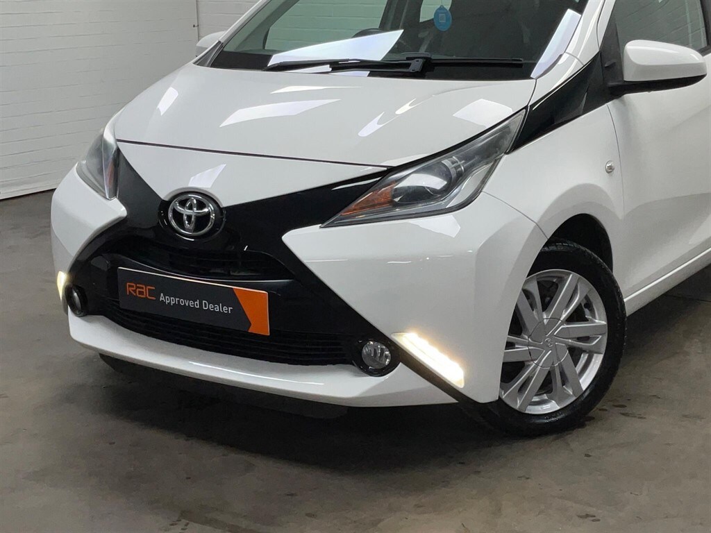 Used Toyota AYGO 2014 for sale - 76379606: Photo 8