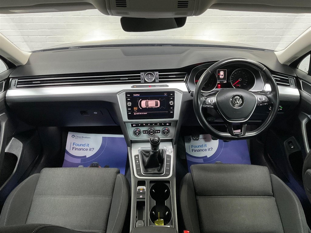 Used Volkswagen Passat 2018 for sale - 76302536: Photo 23