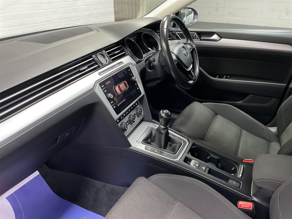 Used Volkswagen Passat 2018 for sale - 76302536: Photo 25