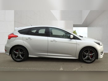 Used Ford Focus 2018 for sale - 78762143: Photo