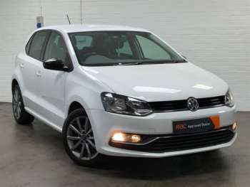 Used Volkswagen Polo 2015 for sale - 74883417: Photo