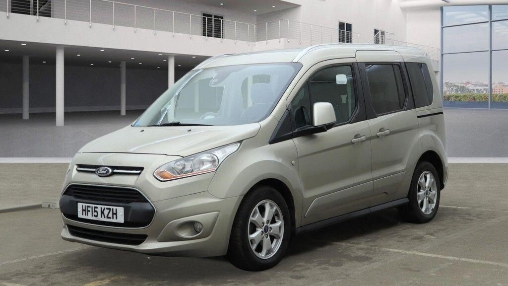 Used Ford Tourneo Connect 2015 for sale - 76941131: Photo 2