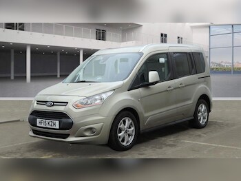 Used Ford Tourneo Connect 2015 for sale - 76941131: Photo