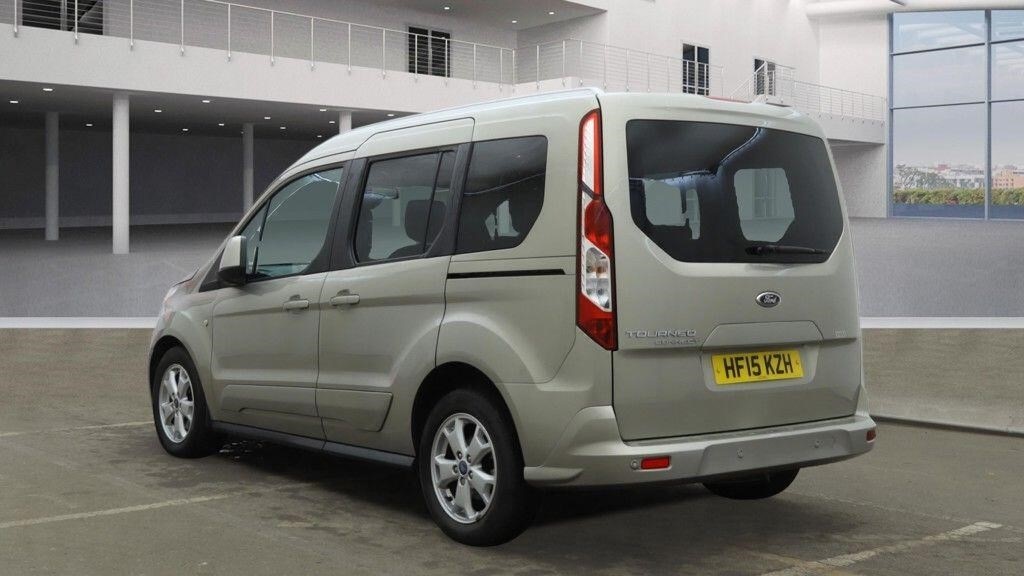 Used Ford Tourneo Connect 2015 for sale - 76941131: Photo 8