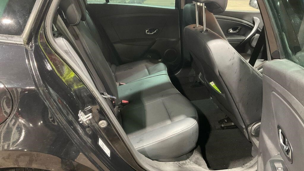 Used Renault Megane 2015 for sale - 77198545: Photo 11