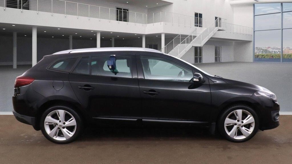 Used Renault Megane 2015 for sale - 77198545: Photo 4