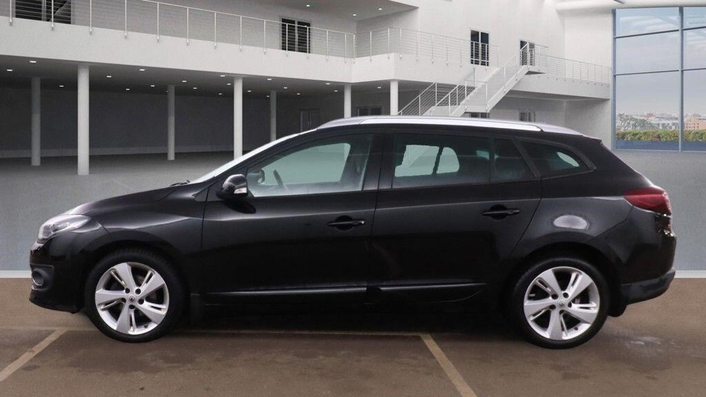 Used Renault Megane 2015 for sale - 77198545: Photo 5