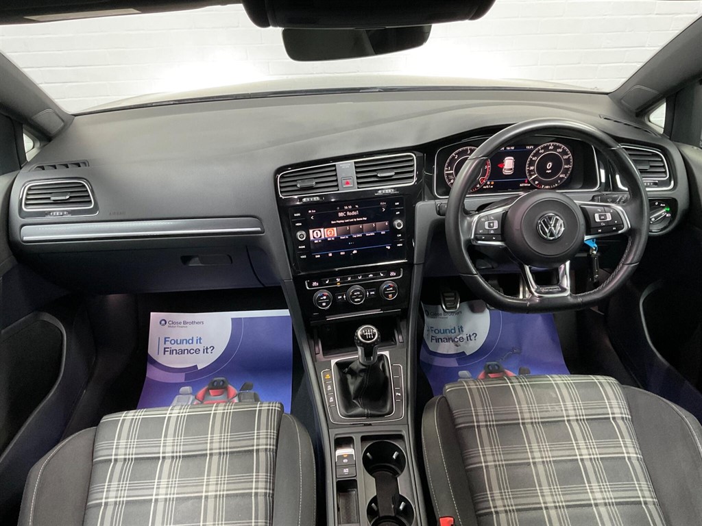 Used Volkswagen Golf 2018 for sale - 75959855: Photo 23