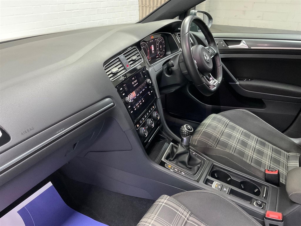 Used Volkswagen Golf 2018 for sale - 75959855: Photo 25