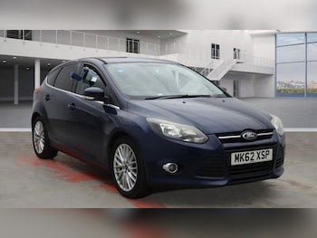 2012 - 1.0T EcoBoost Zetec Euro 5 (s/s) 5dr