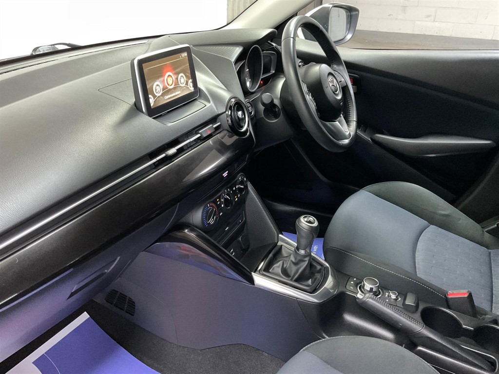 Used Mazda Mazda2 2015 for sale - 75864864: Photo 24