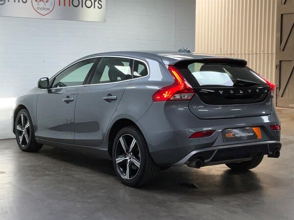 Used Volvo V40 2018 for sale - 75570124: Photo 10