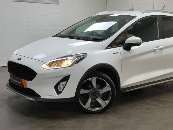 Used Ford Fiesta 2020 for sale - 75570317: Photo 8