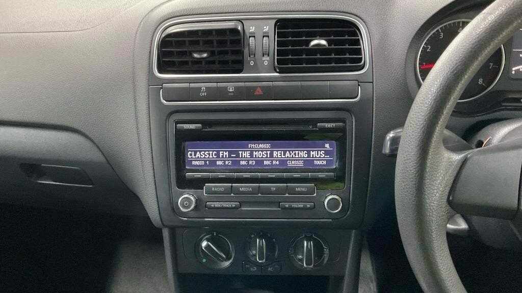 Used Volkswagen Polo 2011 for sale - 77746381: Photo 25