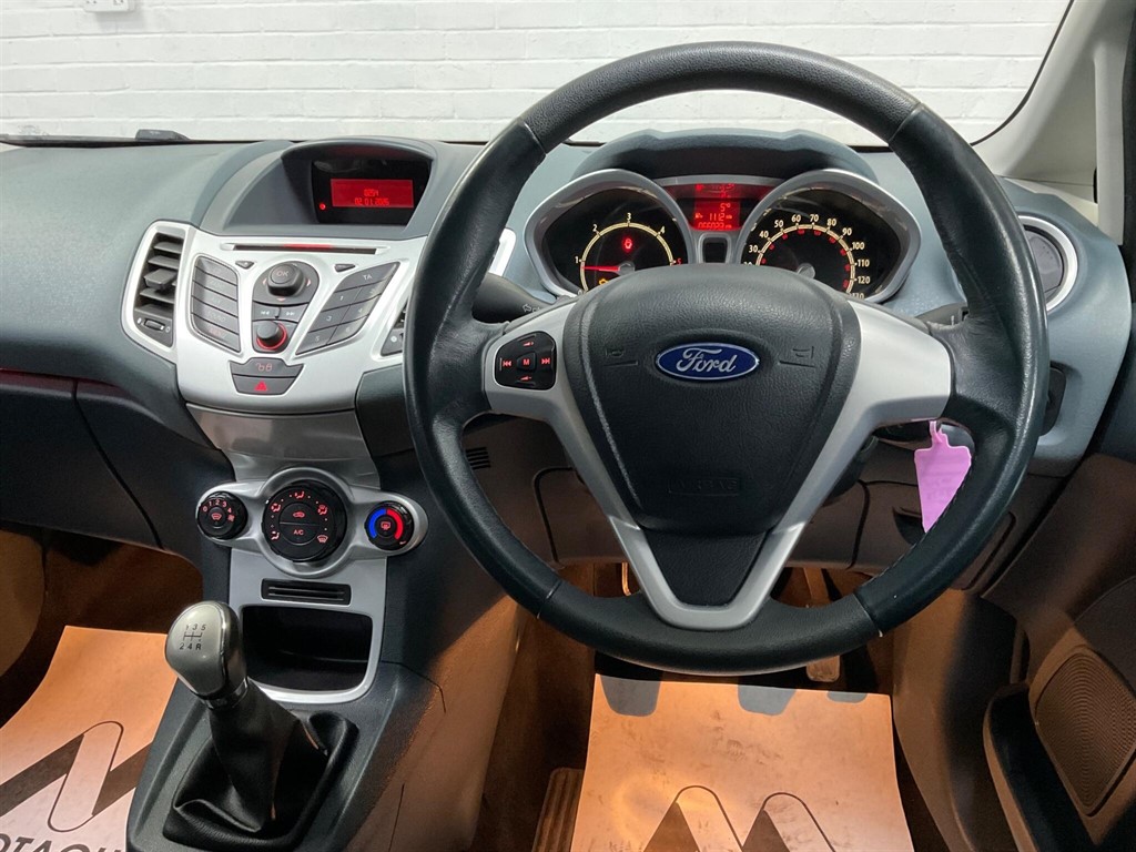 Used Ford Fiesta 2009 for sale - 77170801: Photo 24
