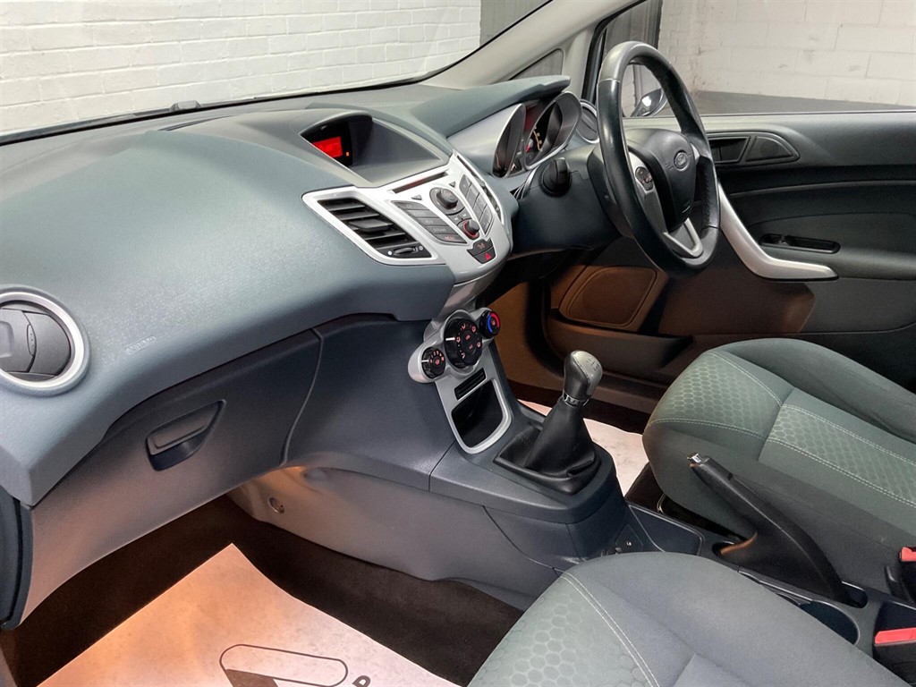 Used Ford Fiesta 2009 for sale - 77170801: Photo 25