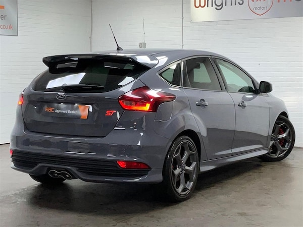 Used Ford Focus 2015 for sale - 76178115: Photo 11