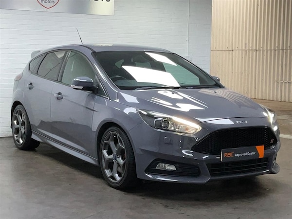 Used Ford Focus 2015 for sale - 76178115: Photo 15