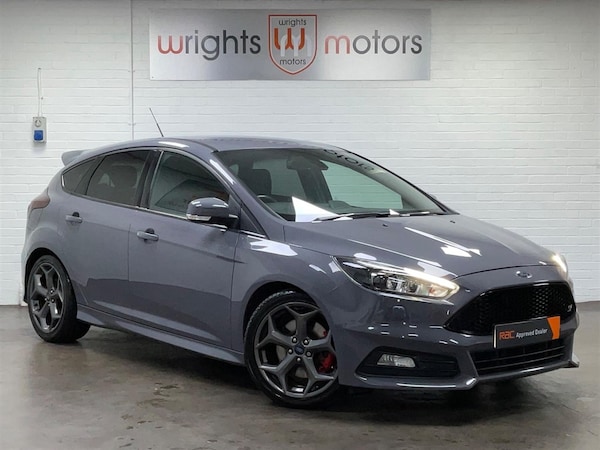 Used Ford Focus 2015 for sale - 76178115: Photo 1