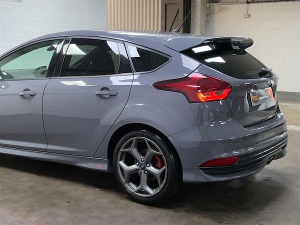 Used Ford Focus 2015 for sale - 76178115: Photo 20