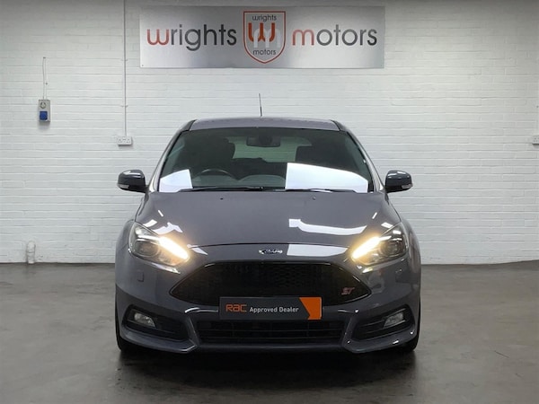 Used Ford Focus 2015 for sale - 76178115: Photo 5