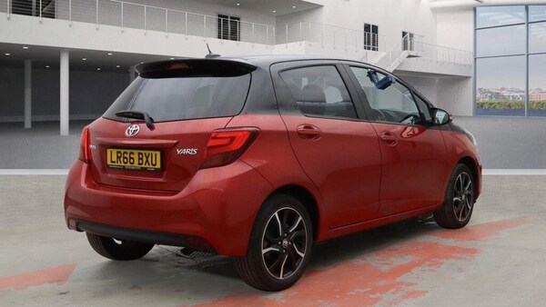 Used Toyota Yaris 2017 for sale - 76172513: Photo 7