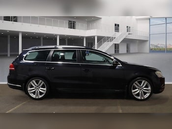 Used Volkswagen Passat 2014 for sale - 76971637: Photo