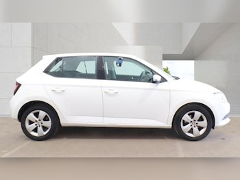 Used Skoda Fabia 2015 for sale - 79120693: Photo