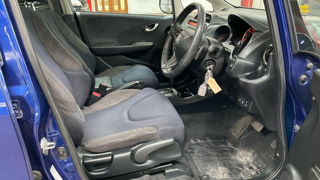 Used Honda Jazz 2011 for sale - 76178116: Photo 12