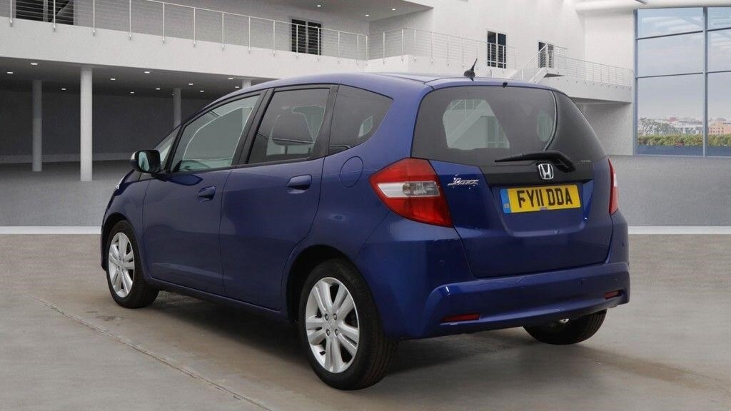 Used Honda Jazz 2011 for sale - 76178116: Photo 6
