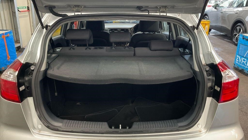 Used Kia Rio 2015 for sale - 76941135: Photo 16