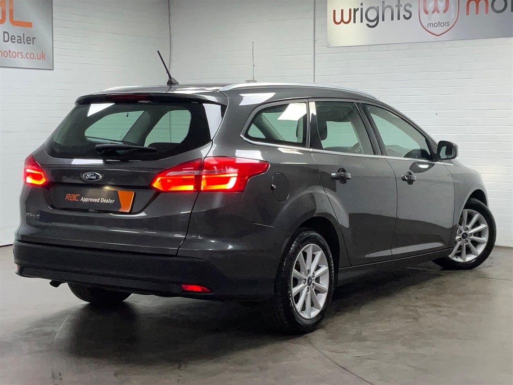 Used Ford Focus 2017 for sale - 75972708: Photo 11