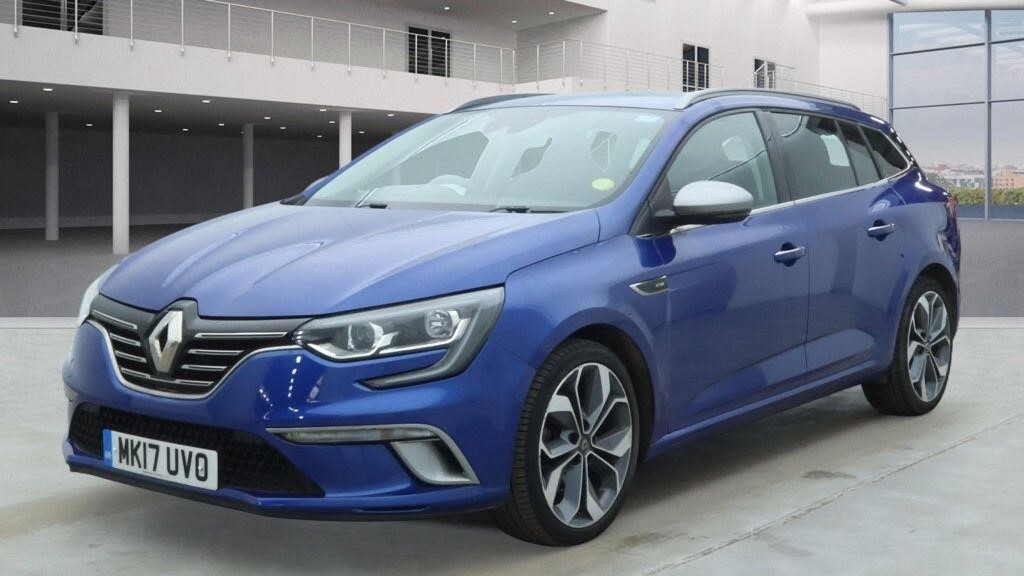 Used Renault Megane 2017 for sale - 77897252: Photo 2